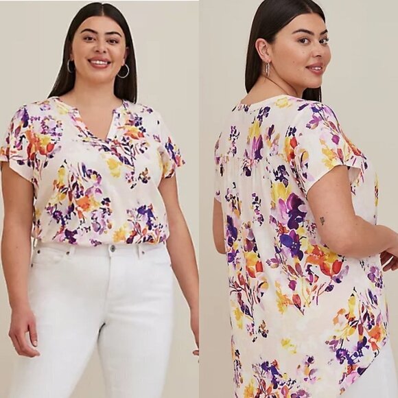 Torrid Womens NWT Floral White Vneck Rayon Slub Hi-Lo Short Sleeve Blouse Top 2X - Picture 1 of 8
